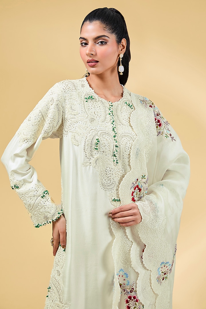 Ivory Dupion Silk Dori Work Kurta Set by Minaxi Dadoo at Pernia's Pop Up Shop