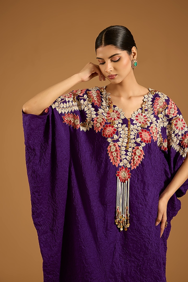 Violet Silk Thread Work Kaftan Set by Minaxi Dadoo at Pernia's Pop Up Shop
