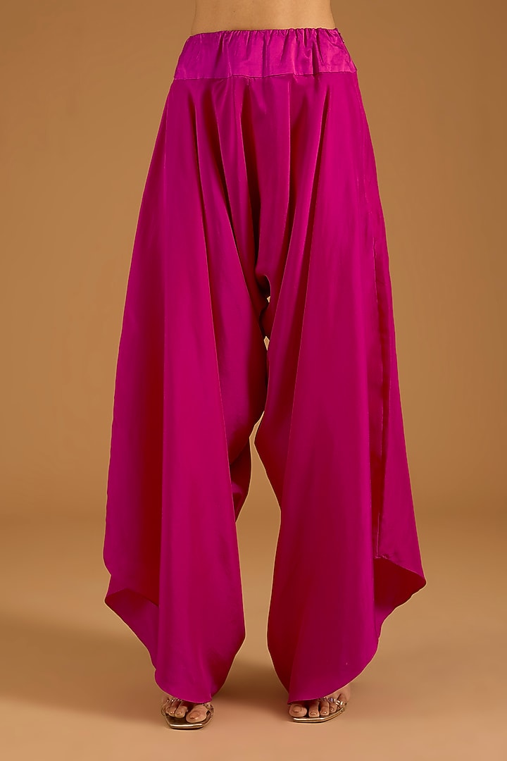 Rani Pink China Dupion Cape Set by Minaxi Dadoo at Pernia's Pop Up Shop