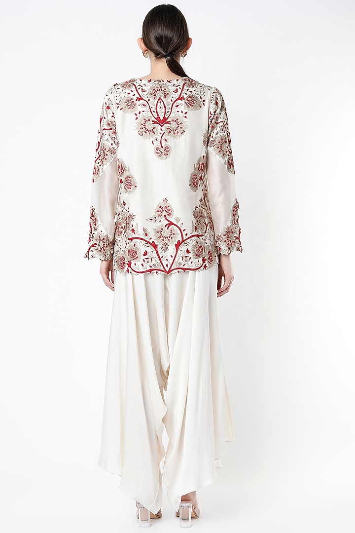 Off-White Embroidered Kurta Set by Minaxi Dadoo at Pernia's Pop Up Shop