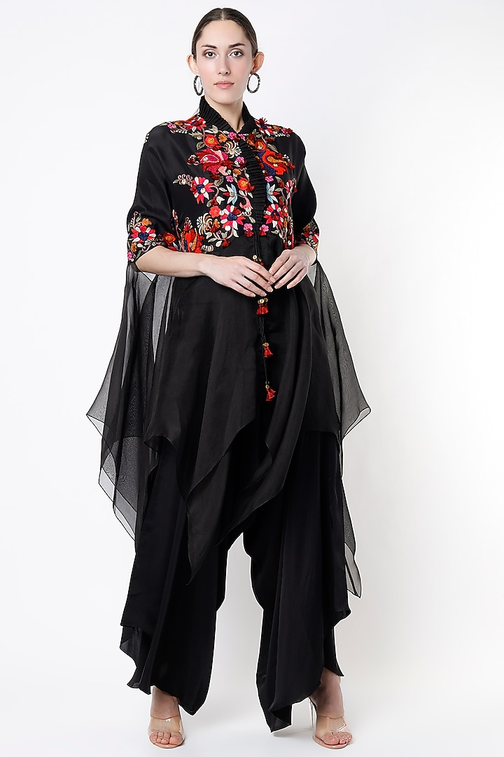 Black Embroidered Cape Set by Minaxi Dadoo