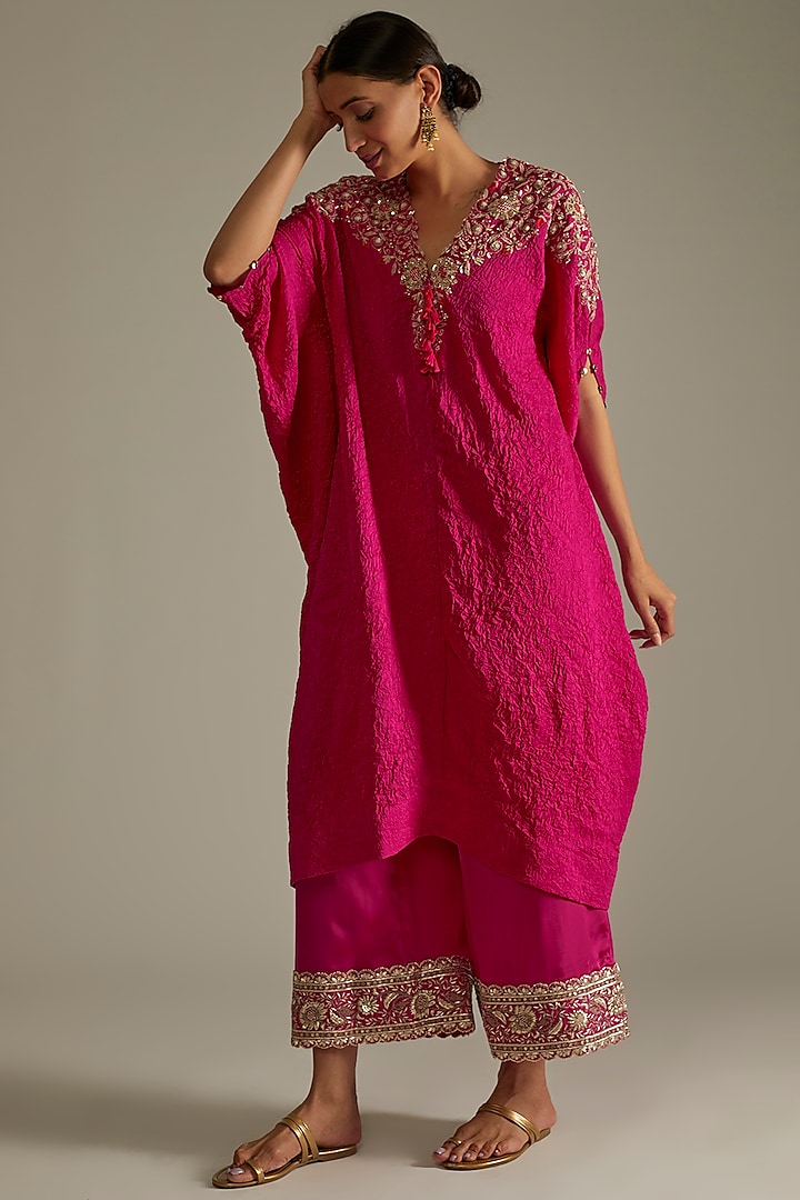 Rani Pink Embroidered Crushed Kaftan Set by Minaxi Dadoo at Pernia's Pop Up Shop