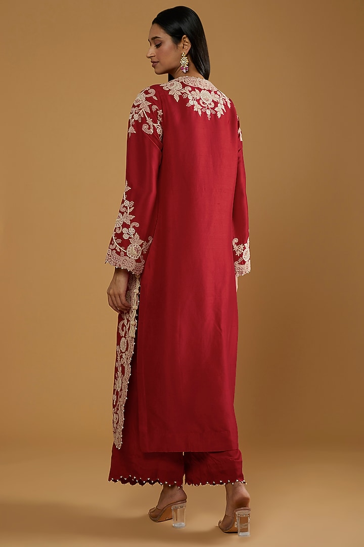 Red Embellished Kurta Set by Minaxi Dadoo at Pernia's Pop Up Shop