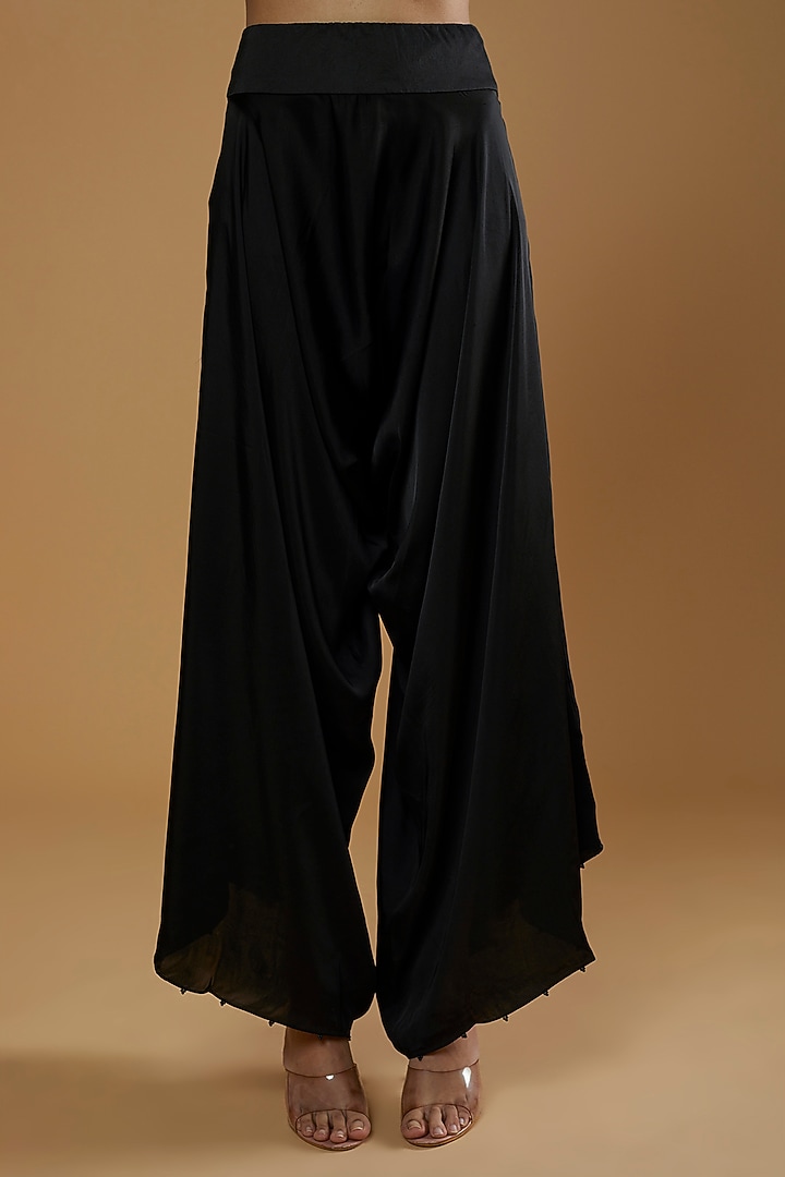 Black Dupion Embroidered Cape Set by Minaxi Dadoo at Pernia's Pop Up Shop