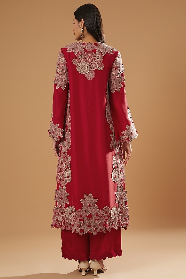 Red Dupion Embellished Kurta Set by Minaxi Dadoo at Pernia's Pop Up Shop