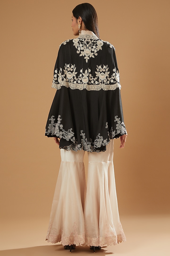 Black Embellished Cape Set by Minaxi Dadoo at Pernia's Pop Up Shop