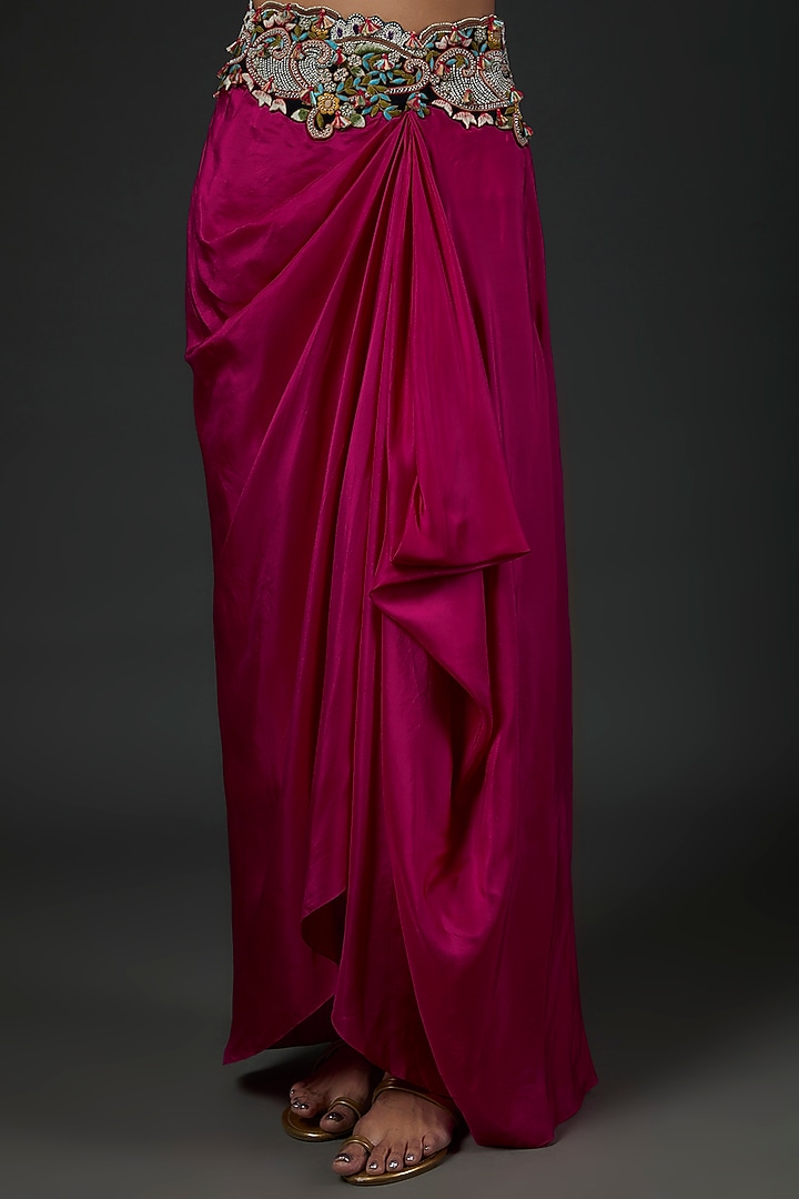 Pink Organza Embroidered Cape Set by Minaxi Dadoo at Pernia's Pop Up Shop