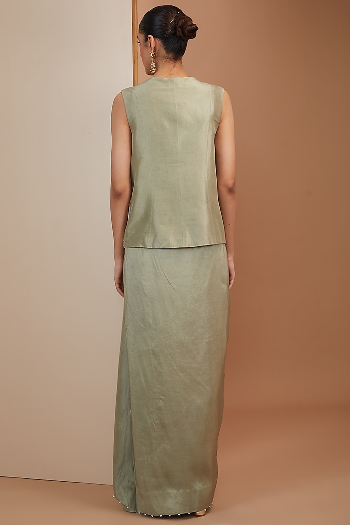 Olive Green Organza Pearl Embroidered Butterfly Cape Set by Minaxi Dadoo at Pernia's Pop Up Shop