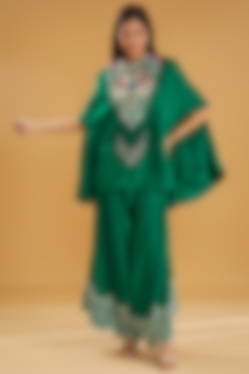 Green Dupion Thread & Pearl Embroidered Cape Set by Minaxi Dadoo