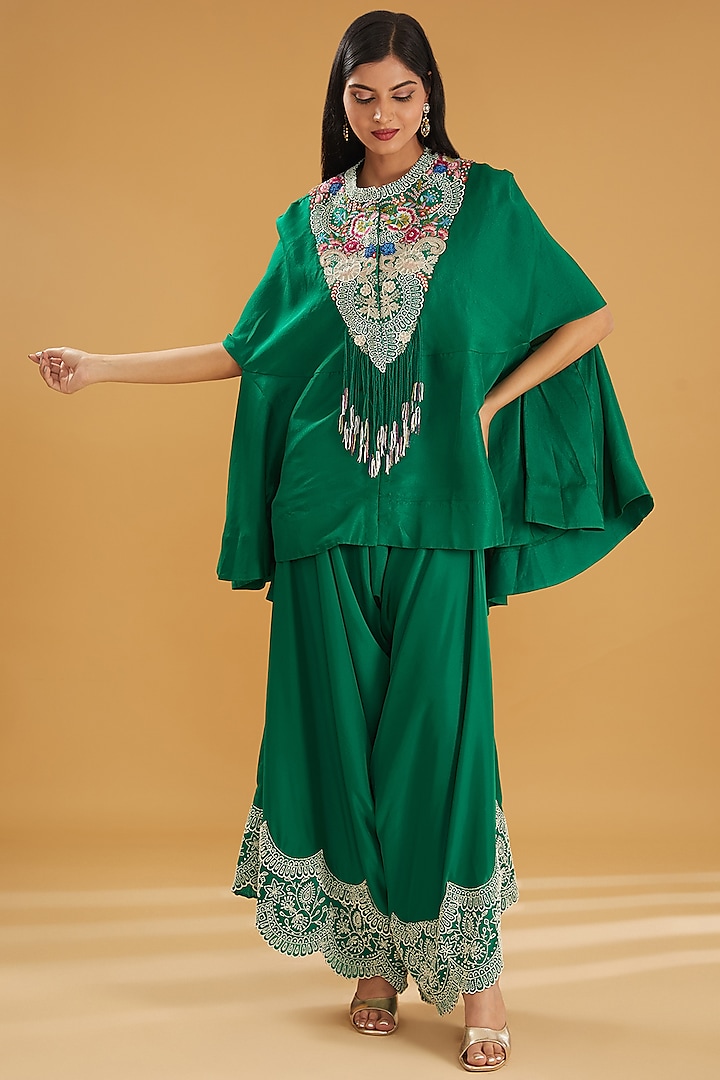 Green Dupion Thread & Pearl Embroidered Cape Set by Minaxi Dadoo