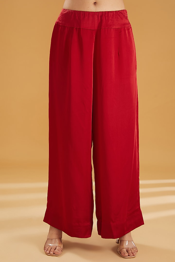 Red Dupion Thread Embroidered Straight Kurta Set by Minaxi Dadoo at Pernia's Pop Up Shop