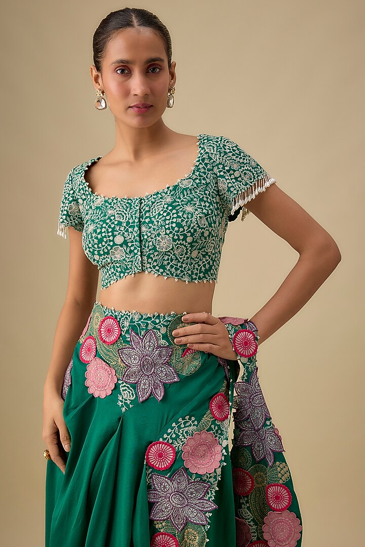 Green Dupion Silk Thread Draped Reception Saree Set by Minaxi Dadoo at Pernia's Pop Up Shop