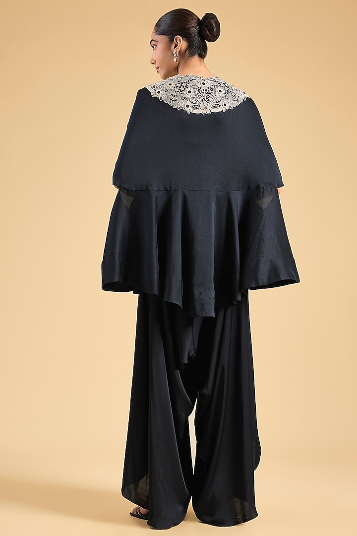 Black Silk & Organza Embroidered Cape Set by Minaxi Dadoo at Pernia's Pop Up Shop