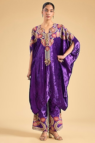 Purple Velvet Thread Work Kaftan Set by Minaxi Dadoo