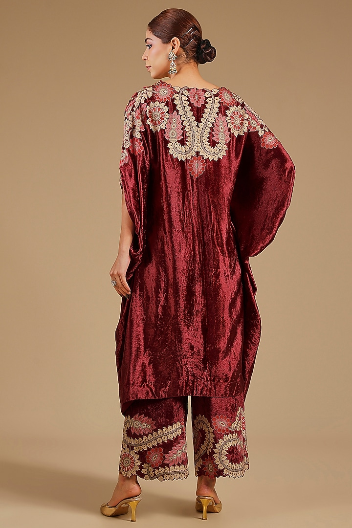 Maroon Velvet Threadwork Kaftan Set by Minaxi Dadoo at Pernia's Pop Up Shop