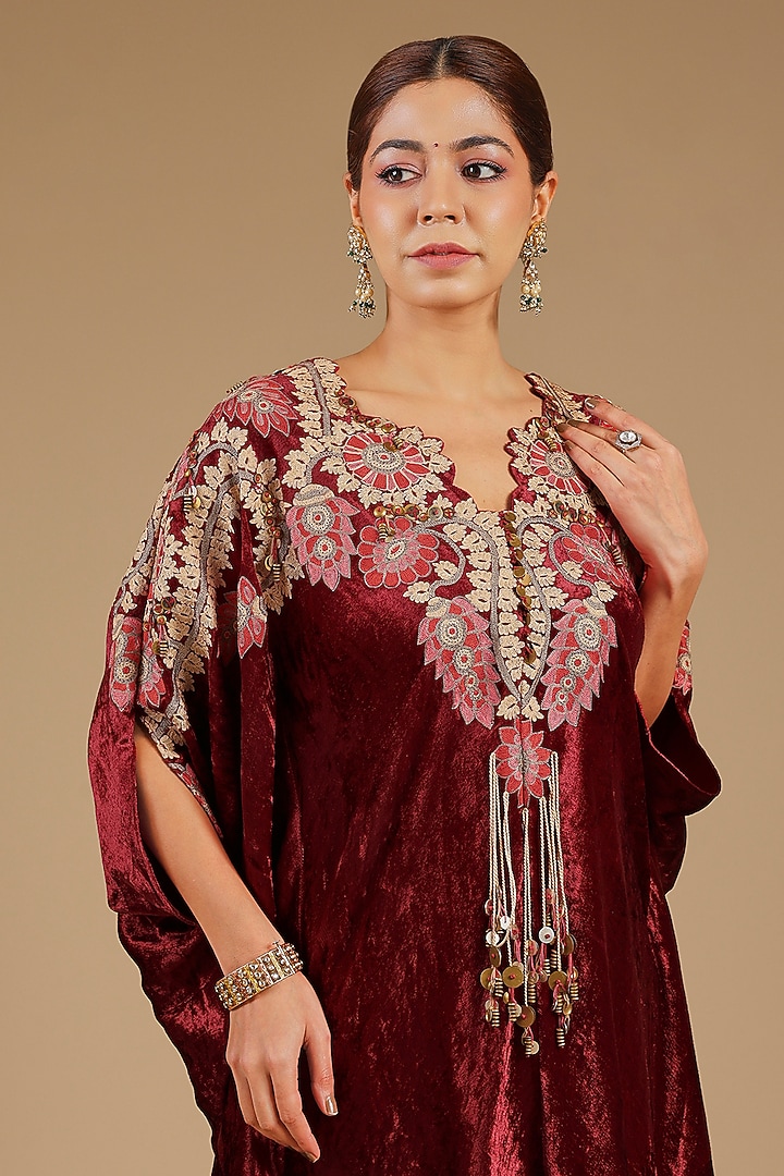 Maroon Velvet Threadwork Kaftan Set by Minaxi Dadoo at Pernia's Pop Up Shop