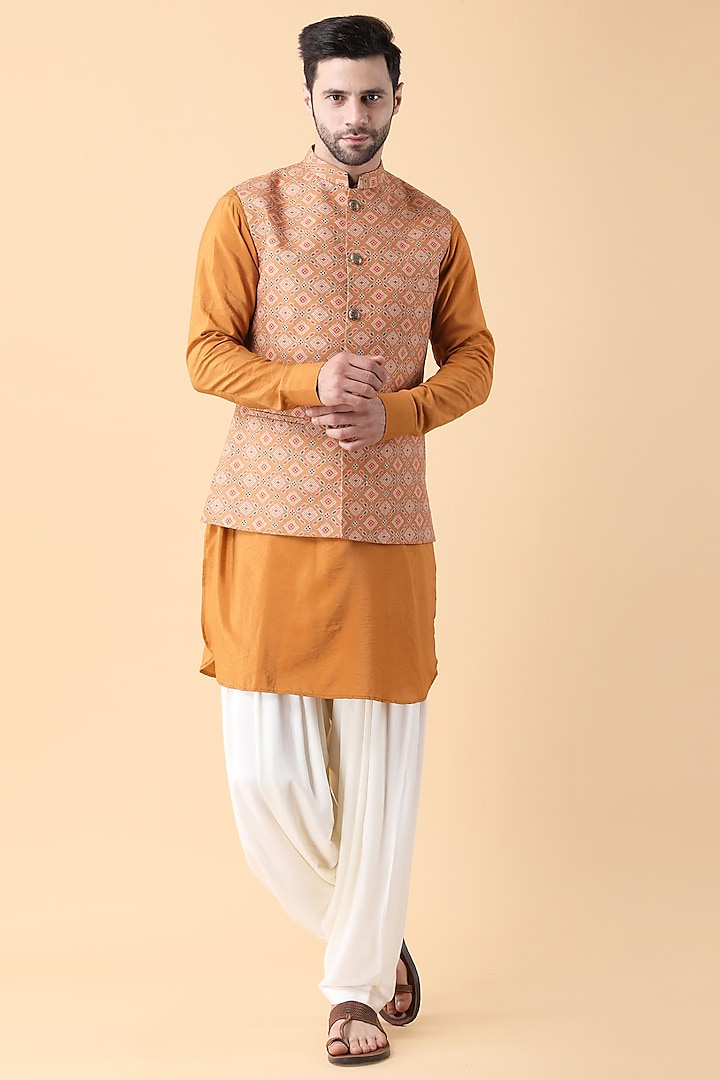 Mustard Ruby Cotton Silk Printed Bundi Jacket Set by Manish Nagdeo