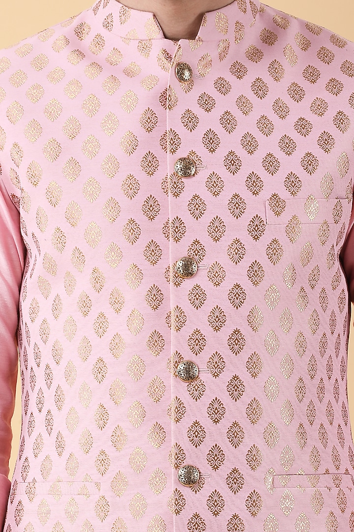 Pink Banarasi Jacquard Bundi Jacket Set by Manish Nagdeo Men at Pernia's Pop Up Shop