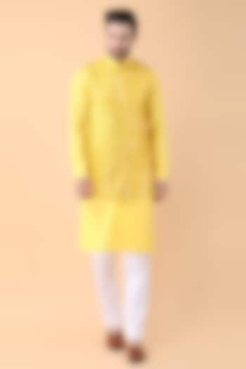 Yellow Cotton Silk Sequins Embroidered Bundi Jacket Set by Manish Nagdeo