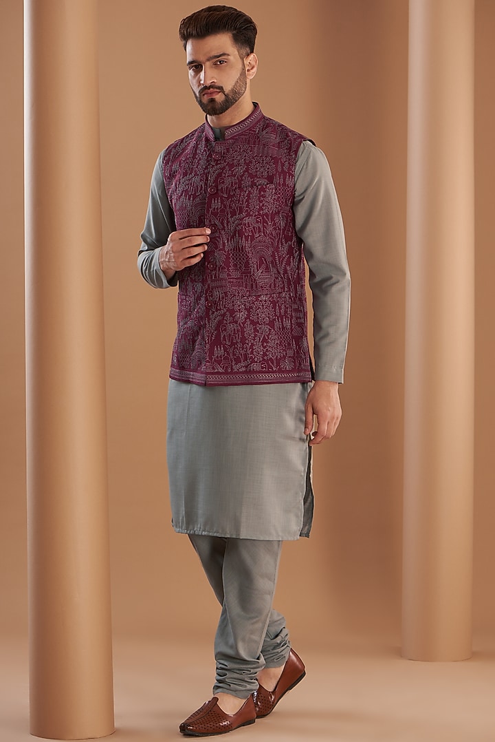 Maroon Art Silk Embroidered Bundi Set by Manish Nagdeo Men at Pernia's Pop Up Shop
