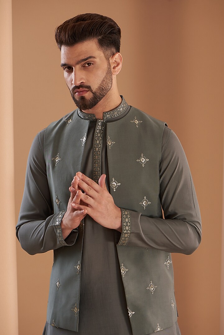 Grey Modal Embroidered Indowestern Set by Manish Nagdeo Men at Pernia's Pop Up Shop