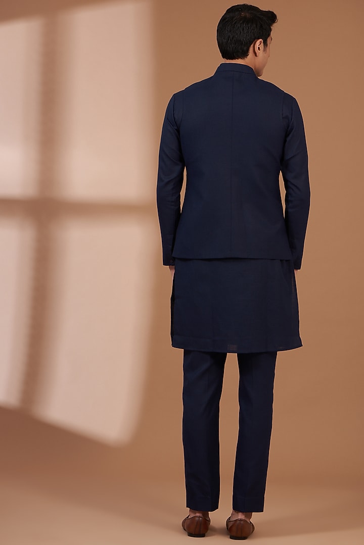 Navy Blue Matka Cotton Embroidered Bundi Set by Manish Nagdeo Men at Pernia's Pop Up Shop