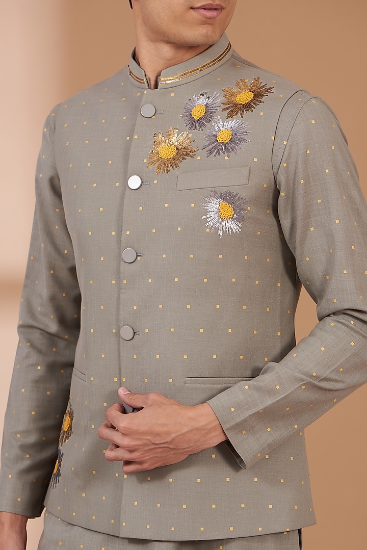 Grey Matka Cotton Printed & Embroidered Bundi Set by Manish Nagdeo Men at Pernia's Pop Up Shop