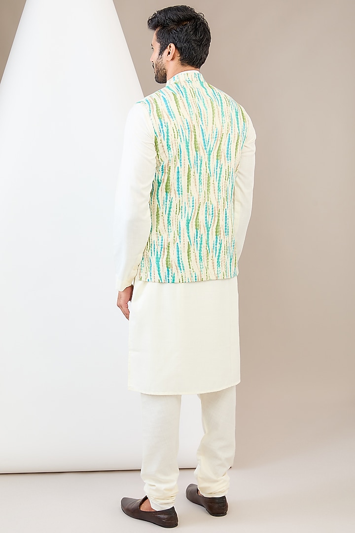 Ivory Ruby Silk Tie-Dye Printed Bundi Jacket Set by Manish Nagdeo Men at Pernia's Pop Up Shop