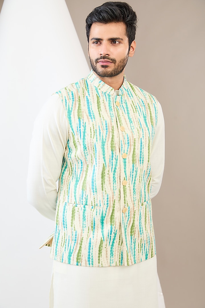 Ivory Ruby Silk Tie-Dye Printed Bundi Jacket Set by Manish Nagdeo Men at Pernia's Pop Up Shop