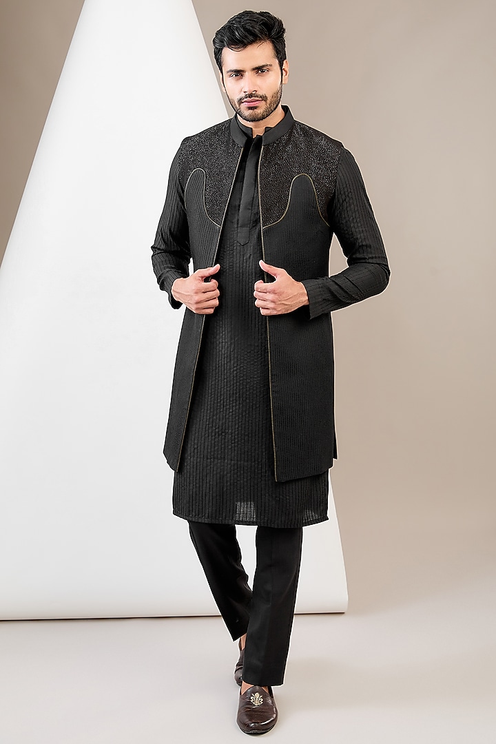 Black Ruby Silk Dori Work Indowestern Set by Manish Nagdeo Men at Pernia's Pop Up Shop