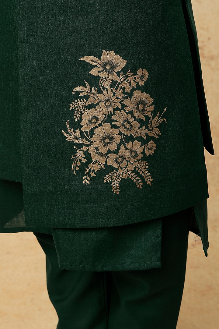Bottle Green Ruby Silk Indowestern Set by Manish Nagdeo Men at Pernia's Pop Up Shop