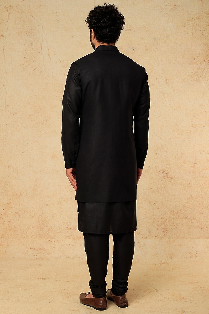 Black Ruby Silk Hand Embroidered Wedding Indowestern Set by Manish Nagdeo Men at Pernia's Pop Up Shop