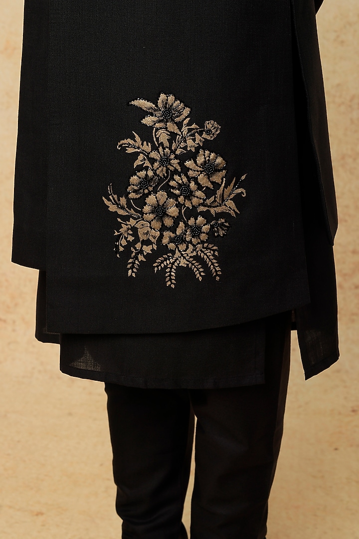 Black Ruby Silk Hand Embroidered Wedding Indowestern Set by Manish Nagdeo Men at Pernia's Pop Up Shop