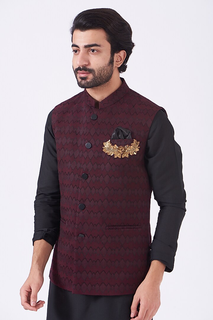 Maroon Cotton Embroidered Bundi Jacket Set by Manish Nagdeo Men at Pernia's Pop Up Shop