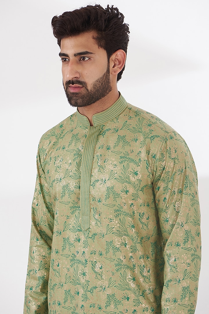 Green Ruby Silk Floral Printed Kurta Set by Manish Nagdeo Men at Pernia's Pop Up Shop