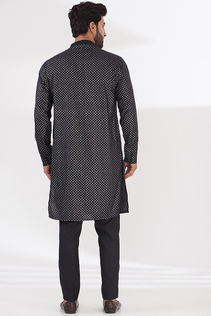 Black Ruby Silk Printed Asymmetric Bundi Jacket Set by Manish Nagdeo Men at Pernia's Pop Up Shop