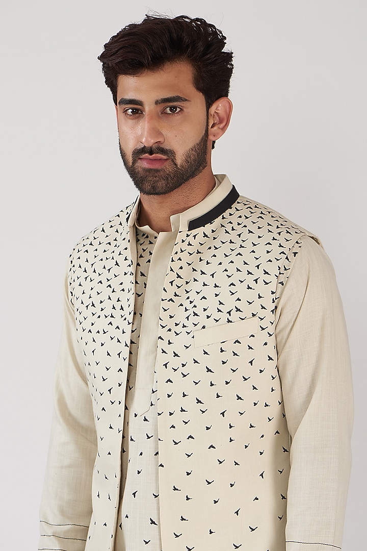 Ivory Ruby Silk Placement Printed Indowestern Set by Manish Nagdeo Men at Pernia's Pop Up Shop