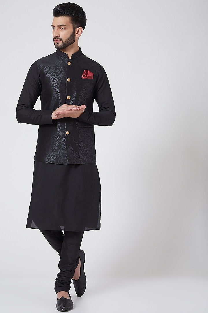 Black Kurta Set With Printed Jacket For Boys by Manish Nagdeo - Kids