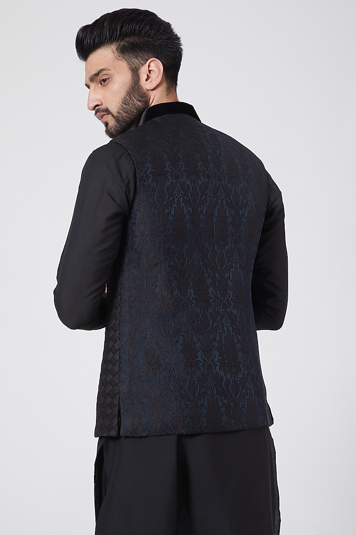 Black Kurta Set For Boys by Manish Nagdeo - Kids at Pernia's Pop Up Shop