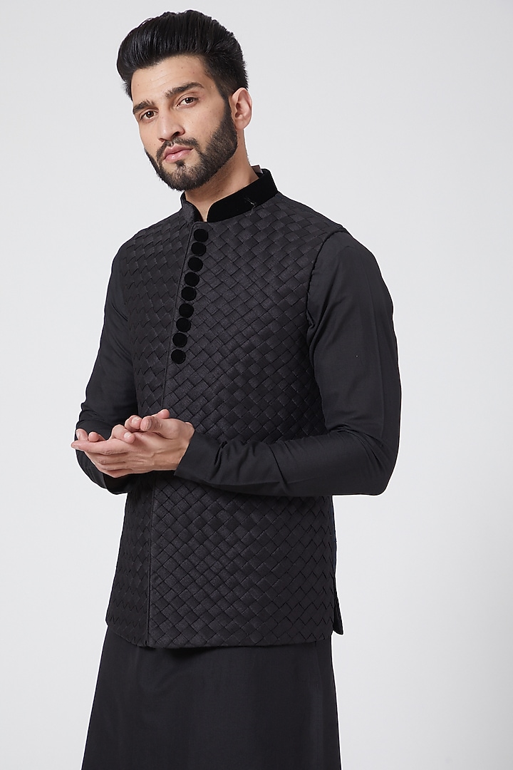 Black Kurta Set For Boys by Manish Nagdeo - Kids at Pernia's Pop Up Shop