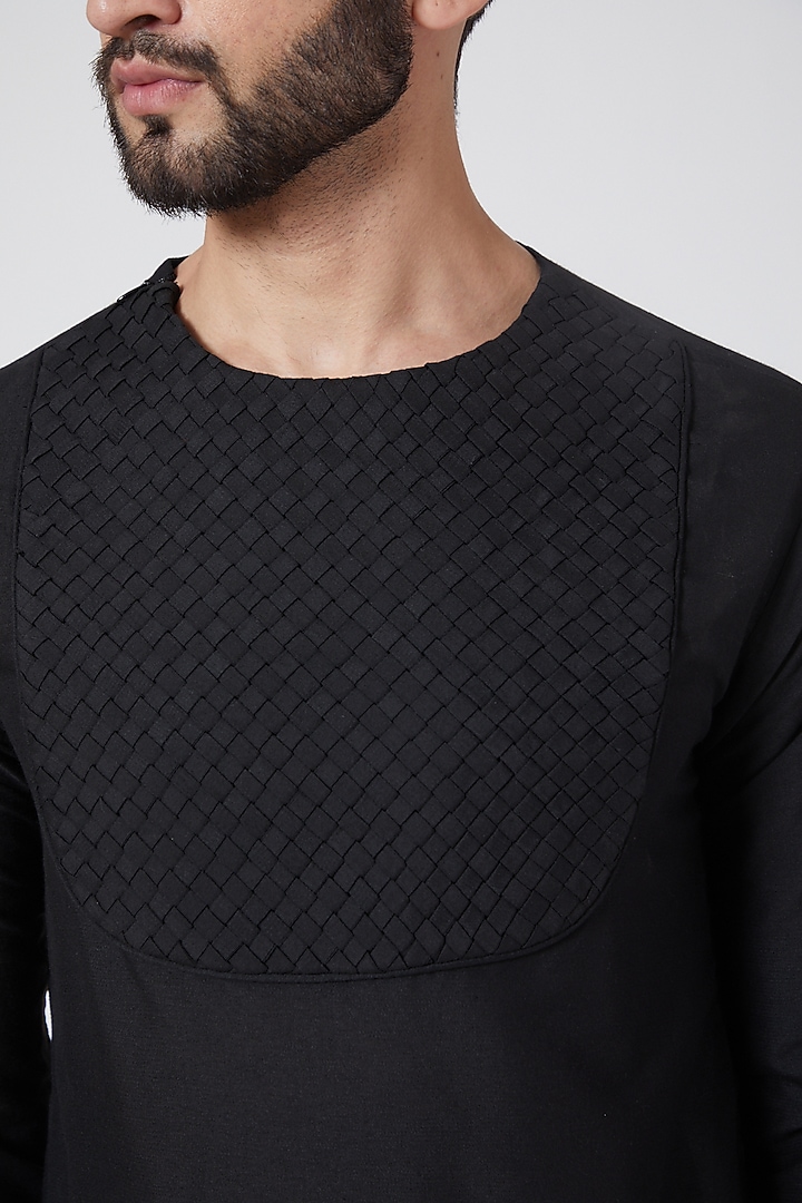 Black Round Neck Kurta Set For Boys by Manish Nagdeo - Kids at Pernia's Pop Up Shop
