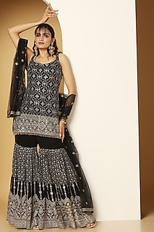 product-color-Black