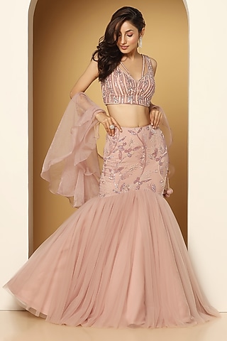 Peach Net Hand Embellished Fish-Cut Lehenga Set by MeenaGurnam