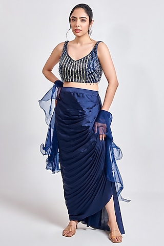 Women Blue Floral Strappy Crop Top With Bias Flared Skirt, Fancy Crop Top,  Crop Top T-Shirt, क्रॉप टॉप - NOZ2TOZ, New Delhi