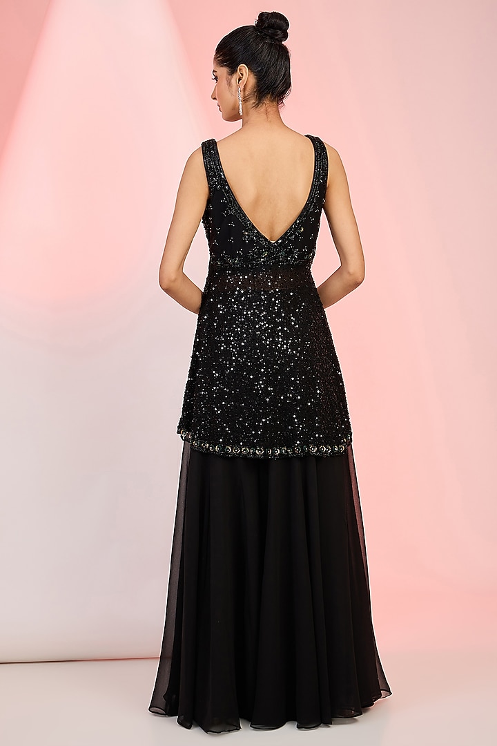 Black Georgette Cutdana & Sequins Embroidered Kurta Set by MeenaGurnam at Pernia's Pop Up Shop