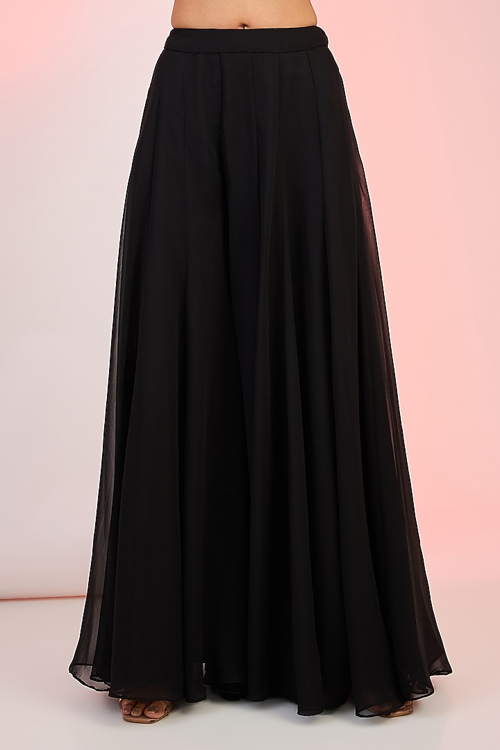 Black Georgette Cutdana & Sequins Embroidered Kurta Set by MeenaGurnam at Pernia's Pop Up Shop