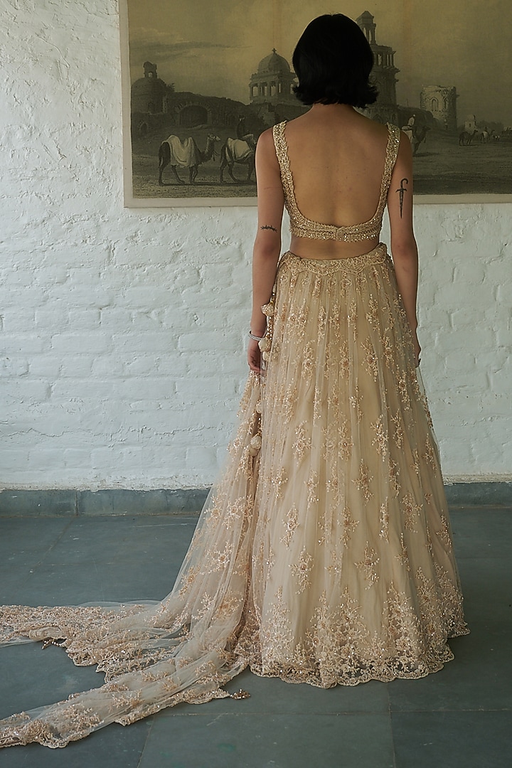 Ivory Net Resham Embellished Wedding Lehenga Set by MeenaGurnam at Pernia's Pop Up Shop