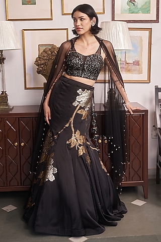 Black Jacquard Cutdana Embellished Lehenga Set by MeenaGurnam