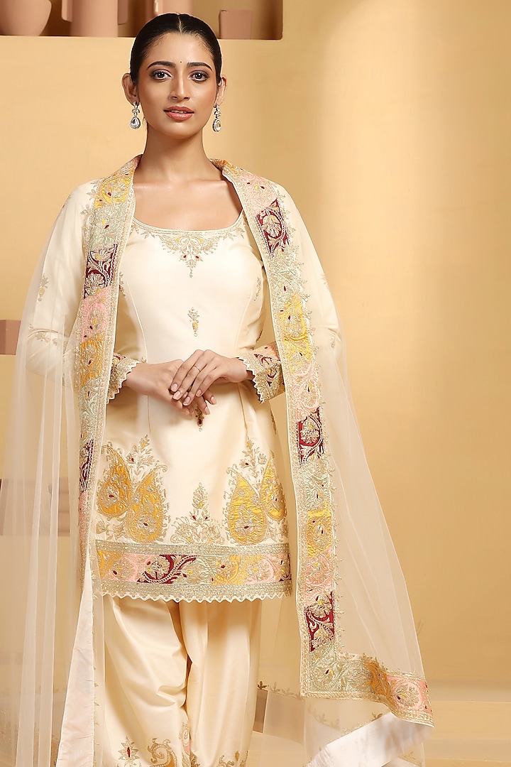 Beige Silk Sequins & Cutdana Work Kurta Set by MeenaGurnam at Pernia's Pop Up Shop