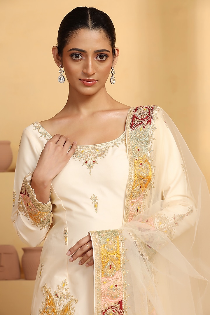 Beige Silk Sequins & Cutdana Work Kurta Set by MeenaGurnam at Pernia's Pop Up Shop